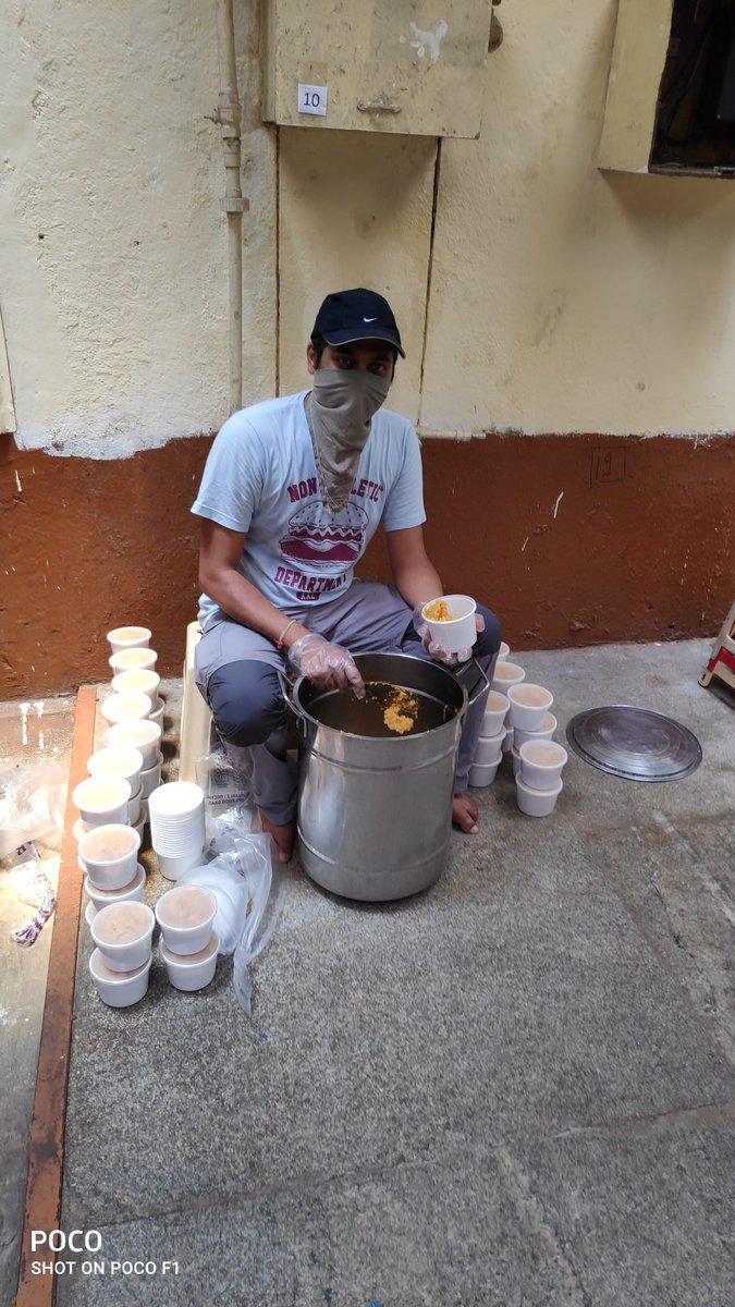 v_vishwas's tweet photo. Another day! #communityservice  #RSCFusion https://t.co/tS5TL7W2eD