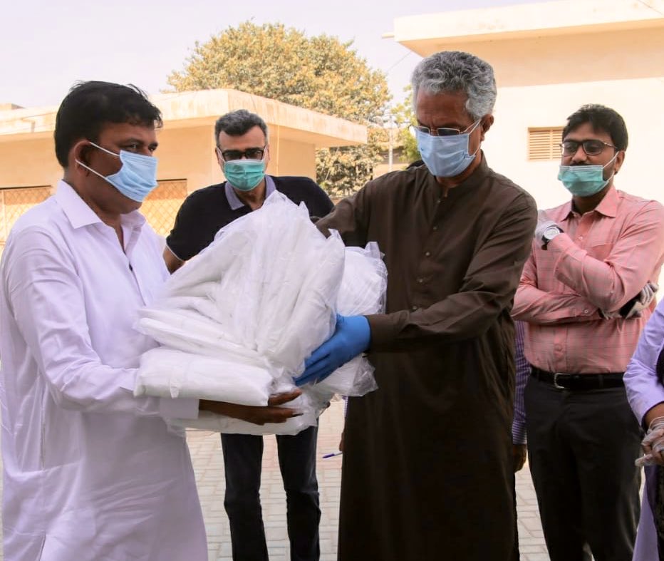 wasimakhtar1955's tweet image. In order to screen and initial checkup of patients with early symptoms of #covid_19, a filter clinic and #IsolationWard comprising upon 50 beds, has been established at #Landhi (near Babar Market) Cardiac Emergency Center. #Karachi