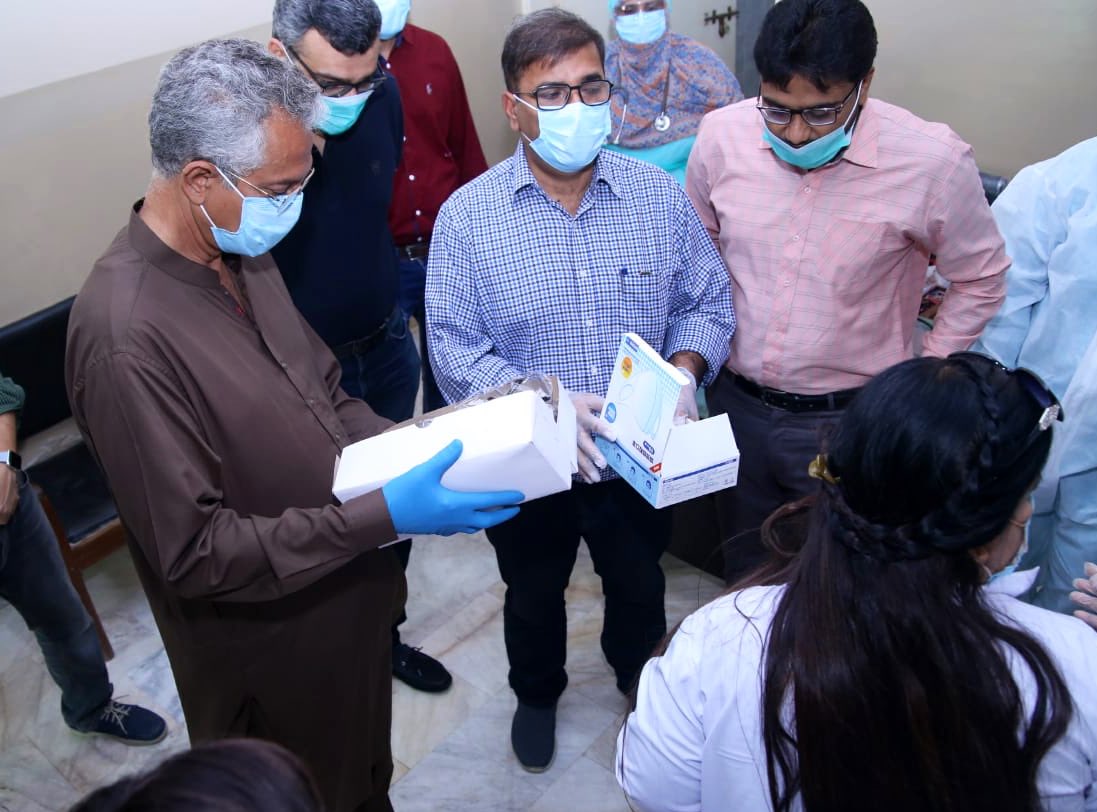 wasimakhtar1955's tweet image. In order to screen and initial checkup of patients with early symptoms of #covid_19, a filter clinic and #IsolationWard comprising upon 50 beds, has been established at #Landhi (near Babar Market) Cardiac Emergency Center. #Karachi