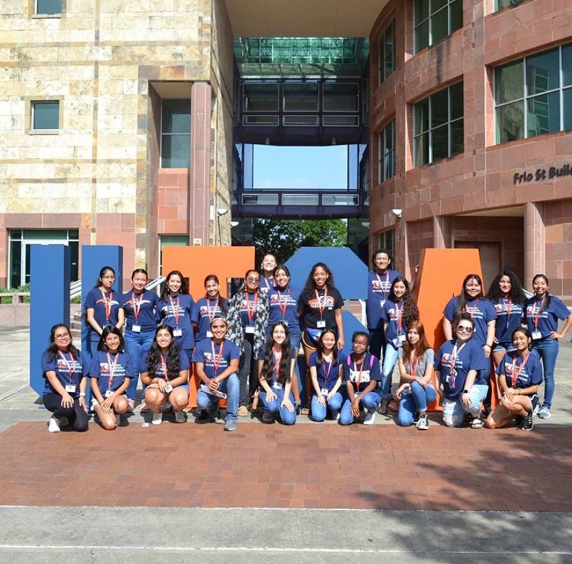 UTSA's tweet photo. 'Roadrunners we miss you and cannot wait to see your smiling faces again! But until then here's some of the awesome memories you have shared with us! Share your favorite memories for a chance to be featured on our social channels #UTSATogether 🤙 https://t.co/ZZP8t302XD