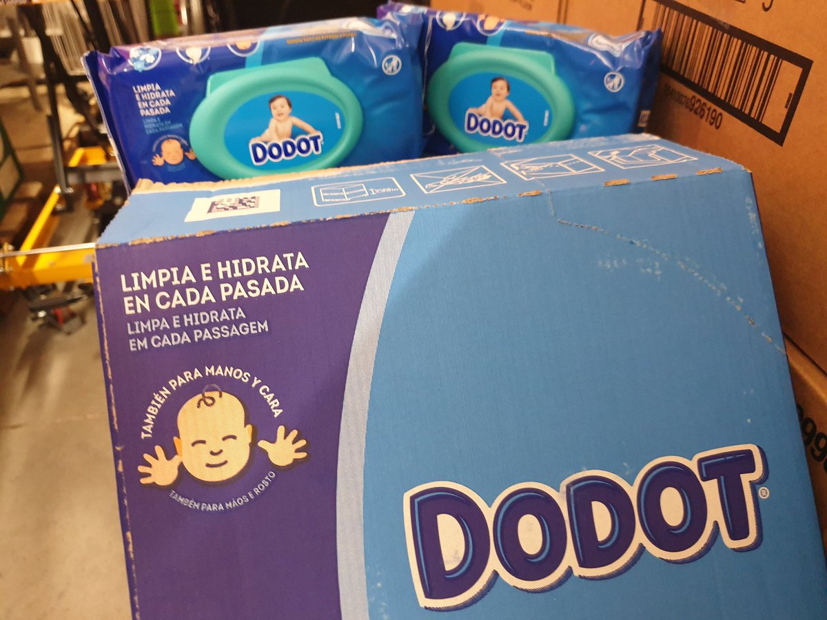 ochoaconsalud's tweet photo. 🔴 Hospital Severo Ochoa 

Agradecemos a @PG_Espana que nos haya traído varios packs de toallitas húmedas que, sin duda, serán de mucha utilidad. Solidaridad que nos da fuerza 💪

➡️ #QuedateEnCasa 
🏥 #HospitalSeveroOchoa https://t.co/T2mp7Gyd8j
