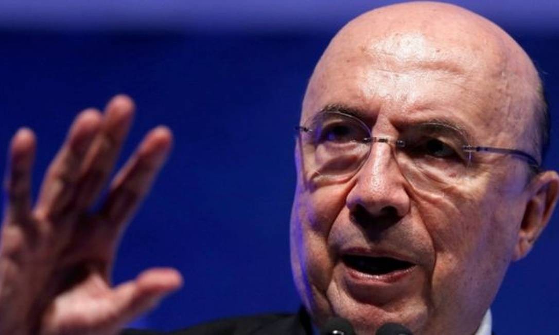 RevistaEpoca's tweet photo. Meirelles defende 'imprimir dinheiro' contra crise do coronavírus: 'Risco nenhum de inflação' https://t.co/tYt4AiU7z2 https://t.co/SlVlBaYWq3