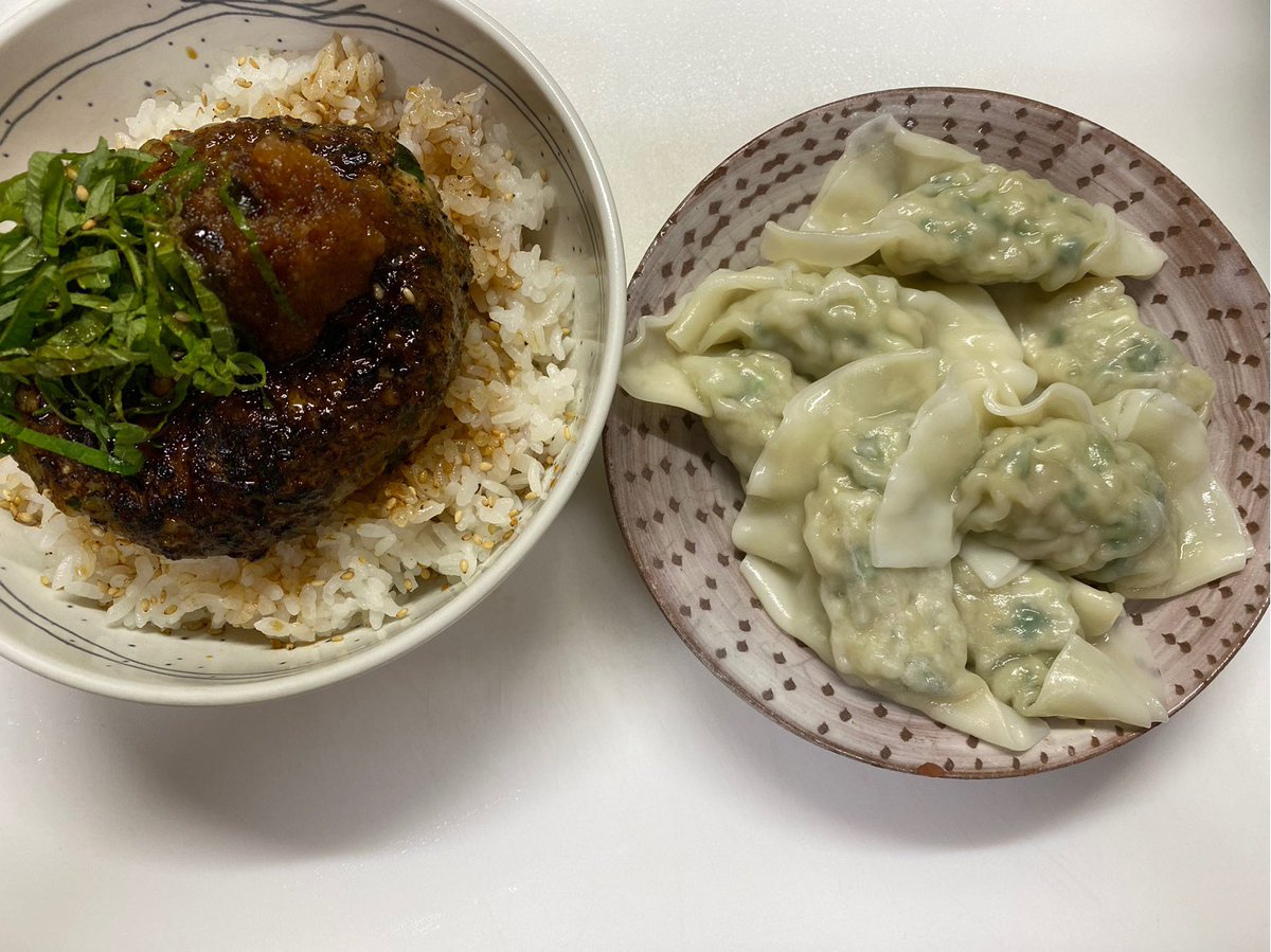 刹那 生主 癒されたい ドロヘドロノの空腹虫のニカイドウ まかないギョーザバーグ シソ餃子作った残りの水餃子 美味しい流石俺 笑 飯テロ 漫画飯