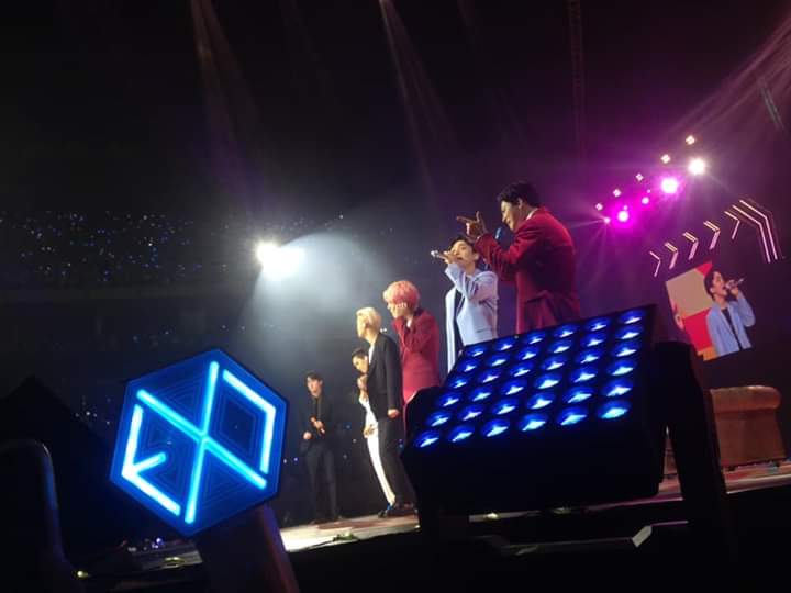 __kimaiko88's tweet photo. 2012-2020 💛 Eight years of happiness. Happy Anniversary @weareoneEXO 
#8finitywithEXO #8thYearsWithEXO #8finityAndBeyondWithEXO #exo @layzhang ,@B_hundred_Hyun https://t.co/UpPu5p7n0a