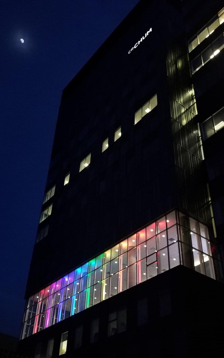 Un arc-en-ciel d’espoir pour dire Merci à tout le personnel du CHUM, du Centre de recherche et du réseau de la santé 💪❤️ On est là pour vous merci de rester chez vous pour nous.  

🌈Une expérience visuelle réalisée grâce à la participation de TKNL