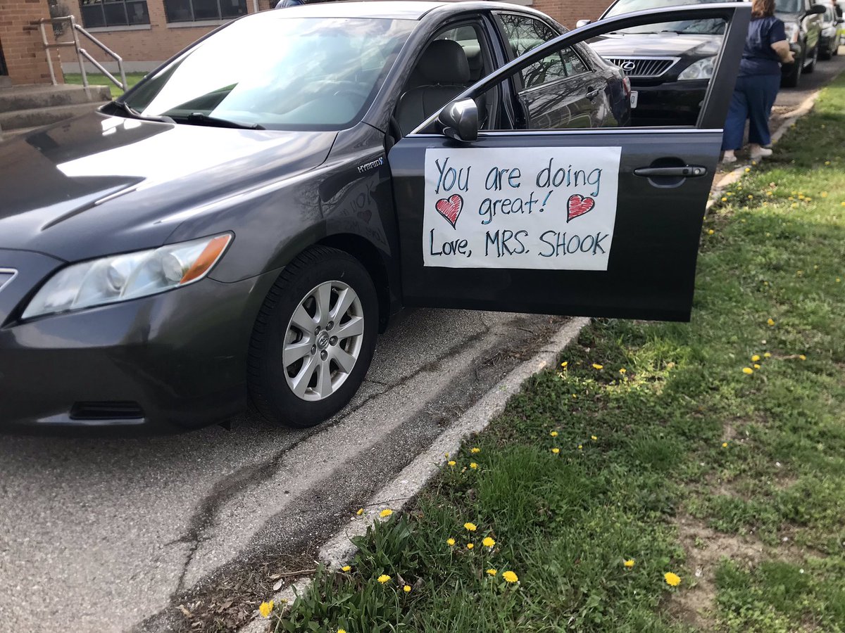 Teacher’s parade pulling out from Oakview Elementary at 10 am!