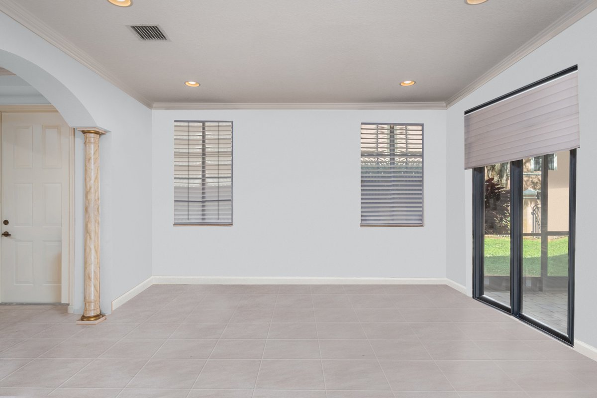 SklarTeam's tweet photo. #ActiveListing in Weston! 2800 Center Court Dr | 3 beds 2 baths | Looking for a mint coach home walking distance to The Club at Weston Hills. This is it. Original owner has maintained this home with true pride of ownership. Some of these photos have been virtually staged. https://t.co/J8qwXi3VHG
