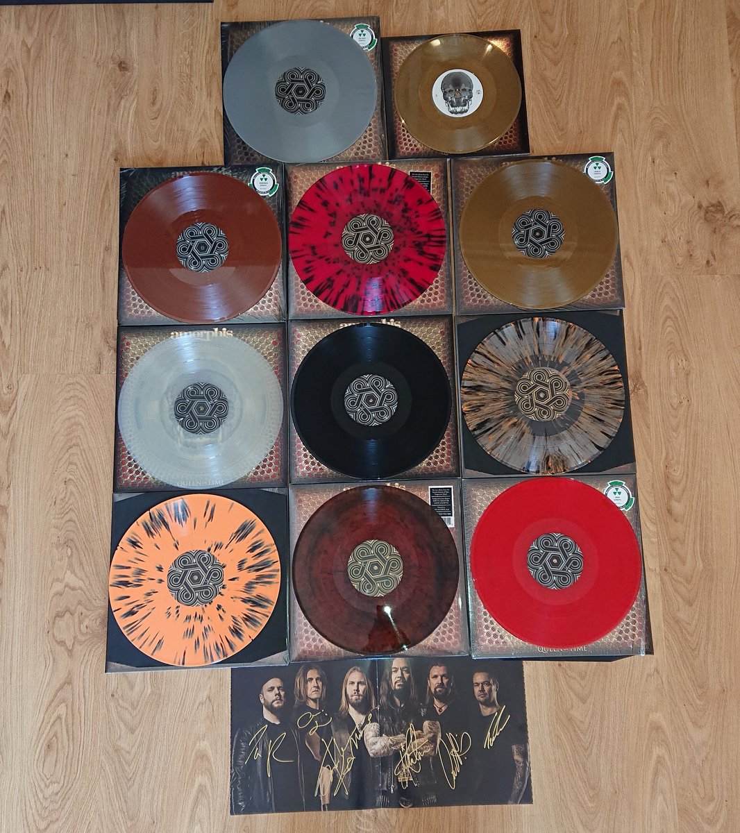 To much free time... Here is my @amorphis, Queen of Time, vinyl collection. My favourite album. Check it out 🤘#vinyl #vinylcollection #finnishdeathmetal