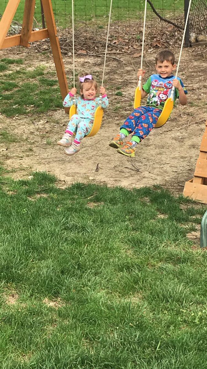 coachMann9's tweet photo. playing outside in our jammies is our new favorite #GCSocial https://t.co/aio6jDdzTc