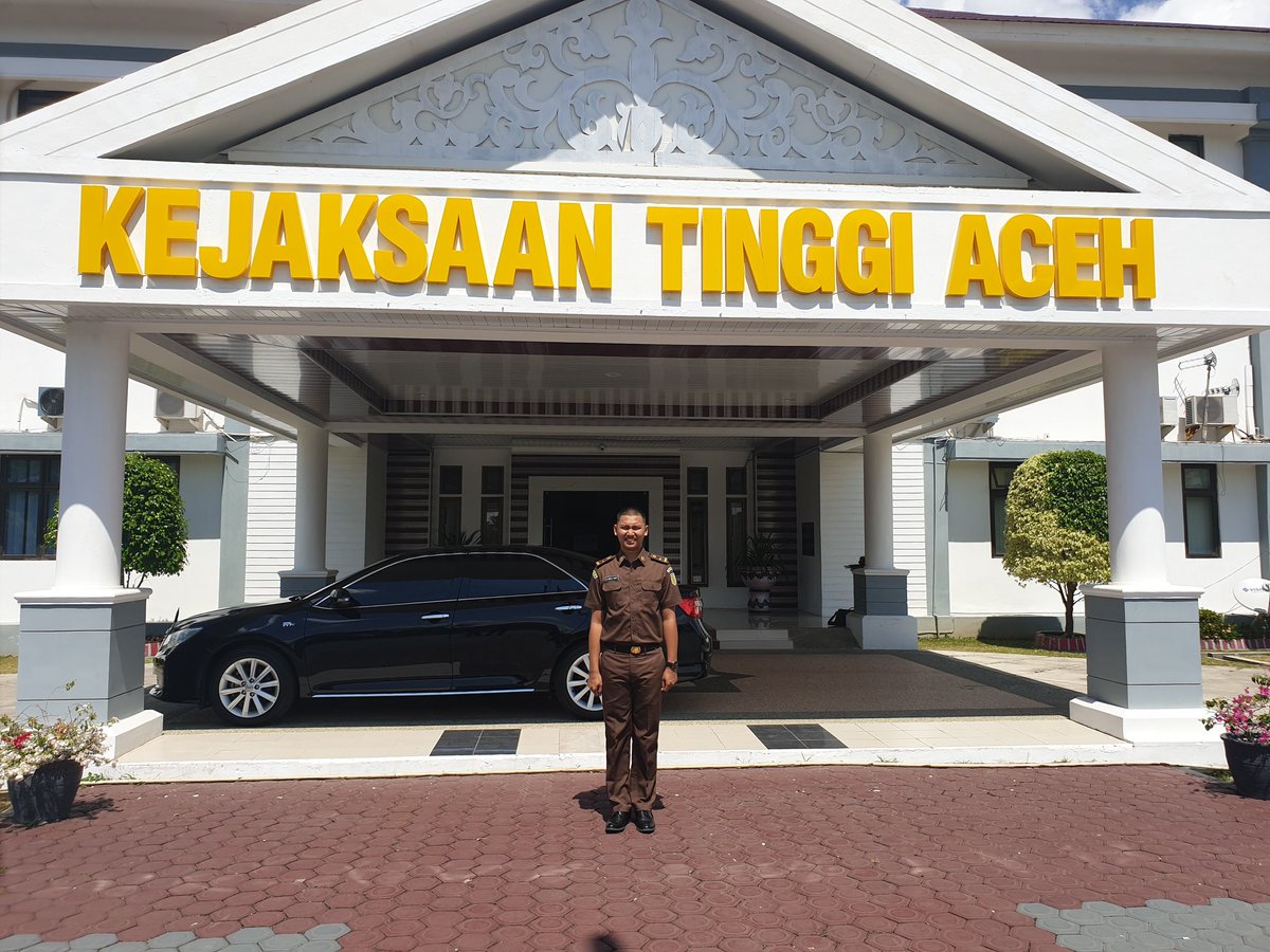 Cerita ini dimulai tepat satu tahun yang lalu.