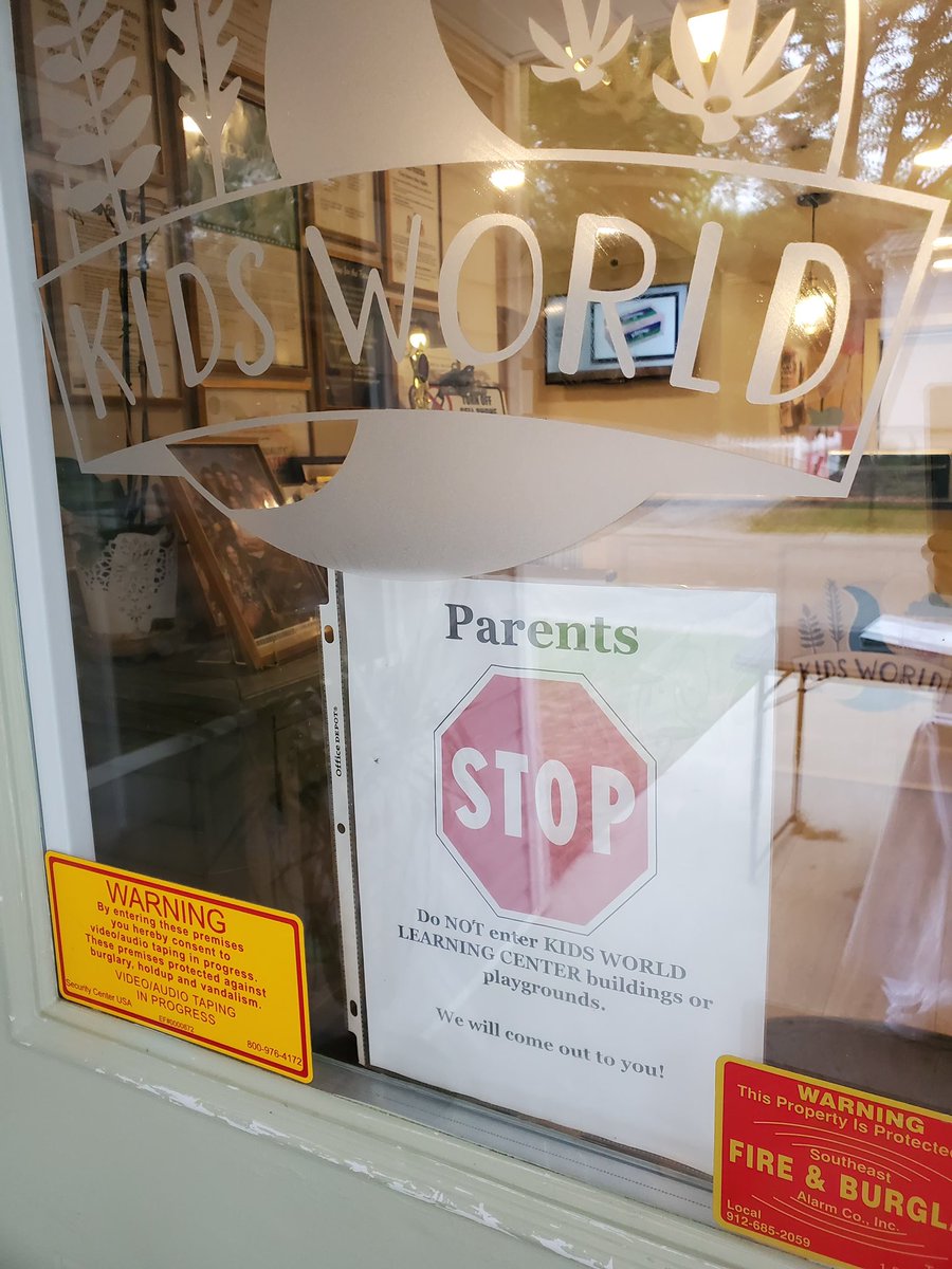 CommJacobs's tweet photo. The new face of child care: Our thanks to the nearly 1,700 Georgia child care learning centers and family child care learning homes serving children and families during COVID-19 including @KWLearning. Open for business? Please send us your pics and let us recognize your team! https://t.co/U84CBhdanT