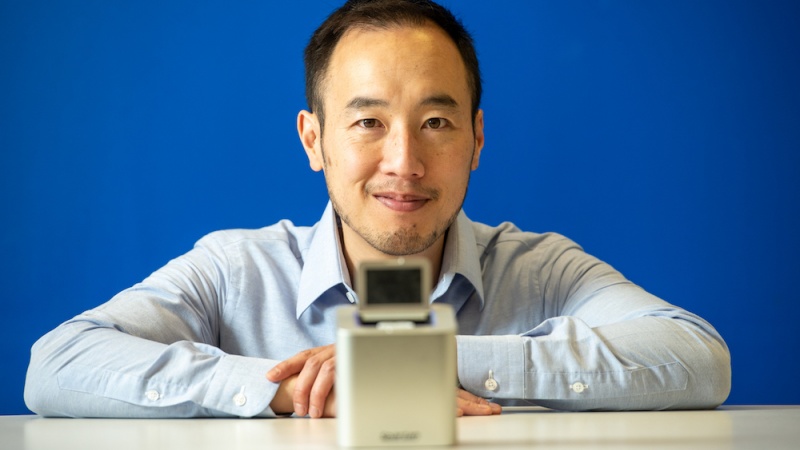 Invest_Ottawa's tweet image. Paul Lem, CEO of @spartanbio, is developing an innovative handheld, rapid-testing device for COVID-19, which can confirm test results for the virus in less than an hour. Once available, the province &amp;amp; feds have committed to procuring their test: spartanbio.com/company/news/ #IOScaleUp