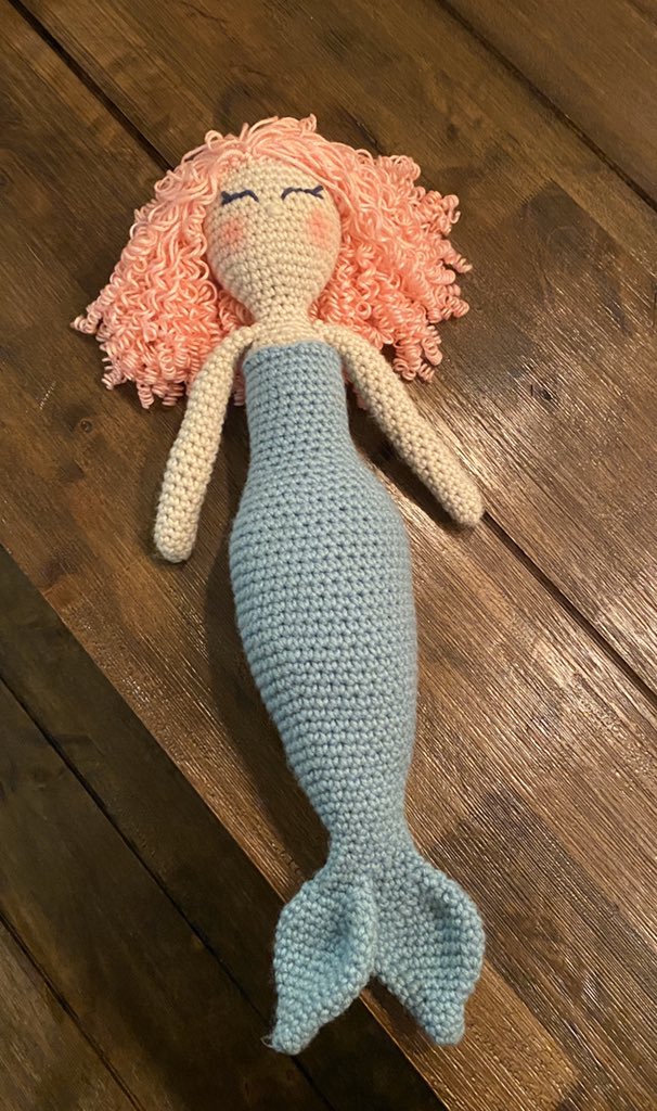 GoodOlAllie's tweet photo. @vivian_tenorio this is my quarantine craft 🧜‍♀️ https://t.co/DHmZvlOGHf
