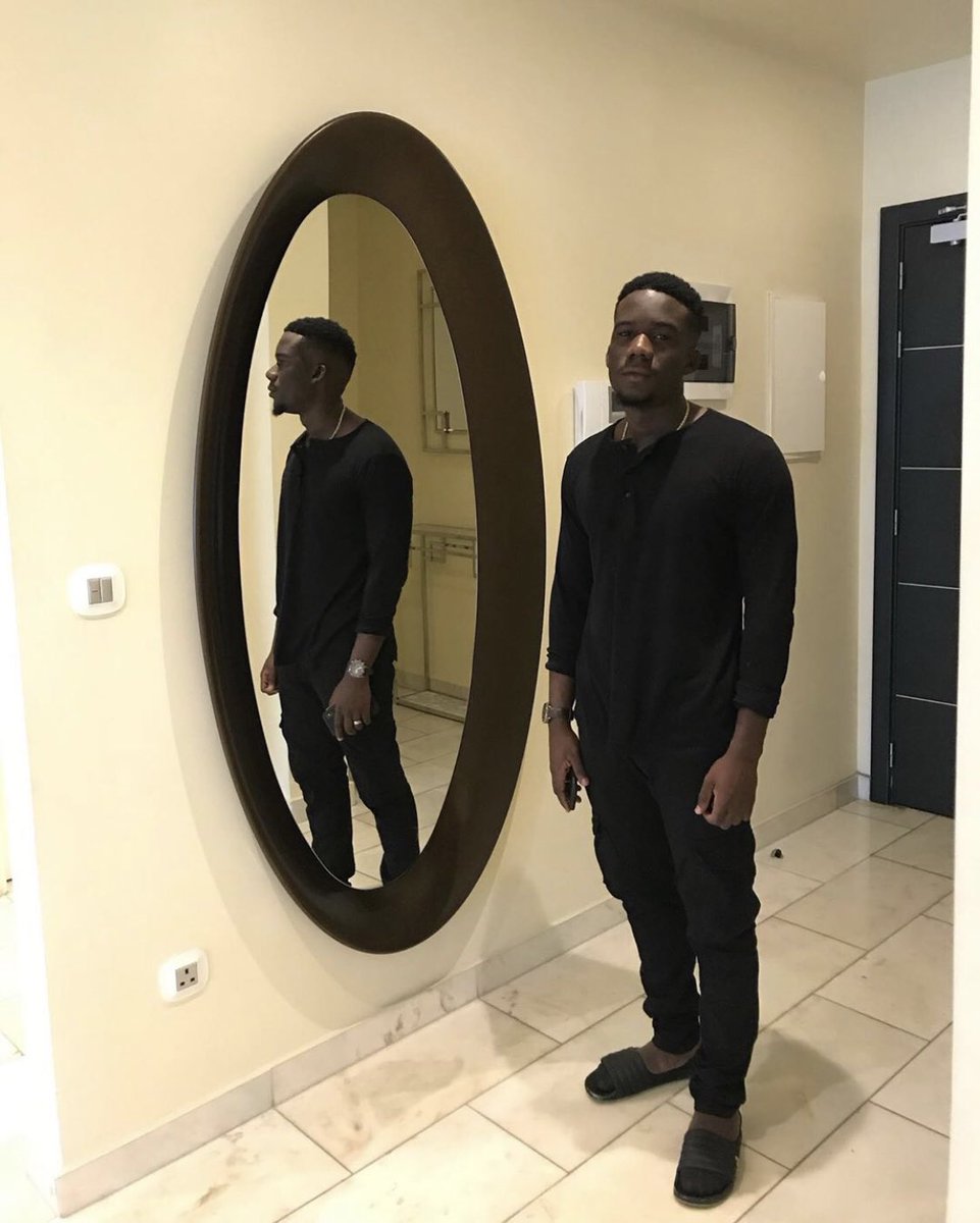 obiiwan3's tweet photo. Happi Strong Earth Day Ma @prodbypaq ...More Lyf,more blessin n more hit beat ..🎶🙏 https://t.co/OCzFgFkQXa