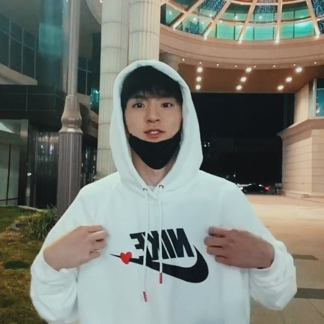 moonsuinnpics's tweet photo. https://t.co/u0x2iqzJCt