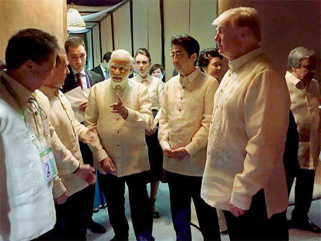 IModifiedBolbum's tweet photo. No caption required for this powerful pic. #ModiLeadingTheWorld https://t.co/PRrFFj5qBi