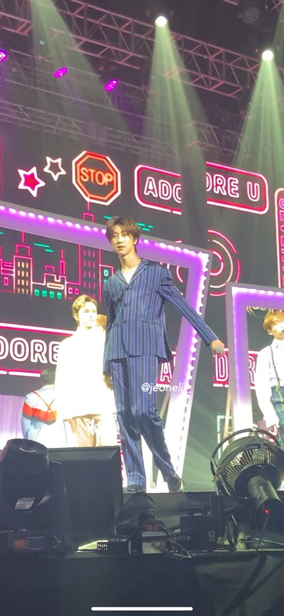 minghao stansss  grabe yan si minghao jusq, napaka-swag sumayaw huhu grabe lang yung aura niya pag nagpe-perform, yung para bang inaakit ka ganoyn ghorl!!!!   @pledis_17  #SEVENTEEN  #OdeToYouInMNL