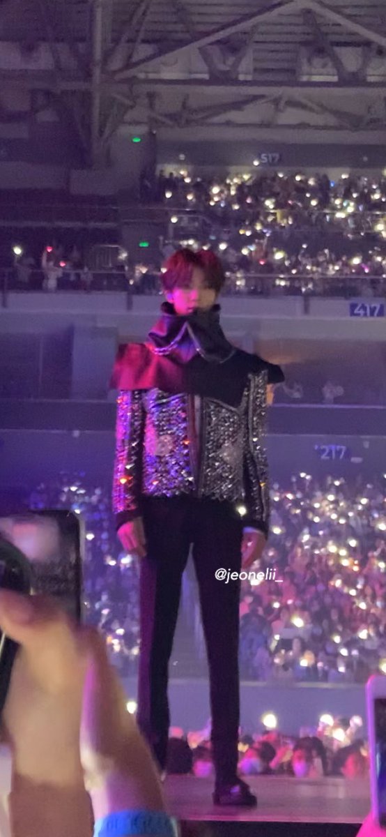 minghao stansss  grabe yan si minghao jusq, napaka-swag sumayaw huhu grabe lang yung aura niya pag nagpe-perform, yung para bang inaakit ka ganoyn ghorl!!!!   @pledis_17  #SEVENTEEN  #OdeToYouInMNL