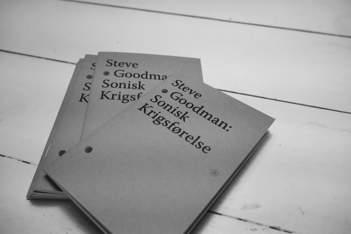 passive/aggressive tweet media