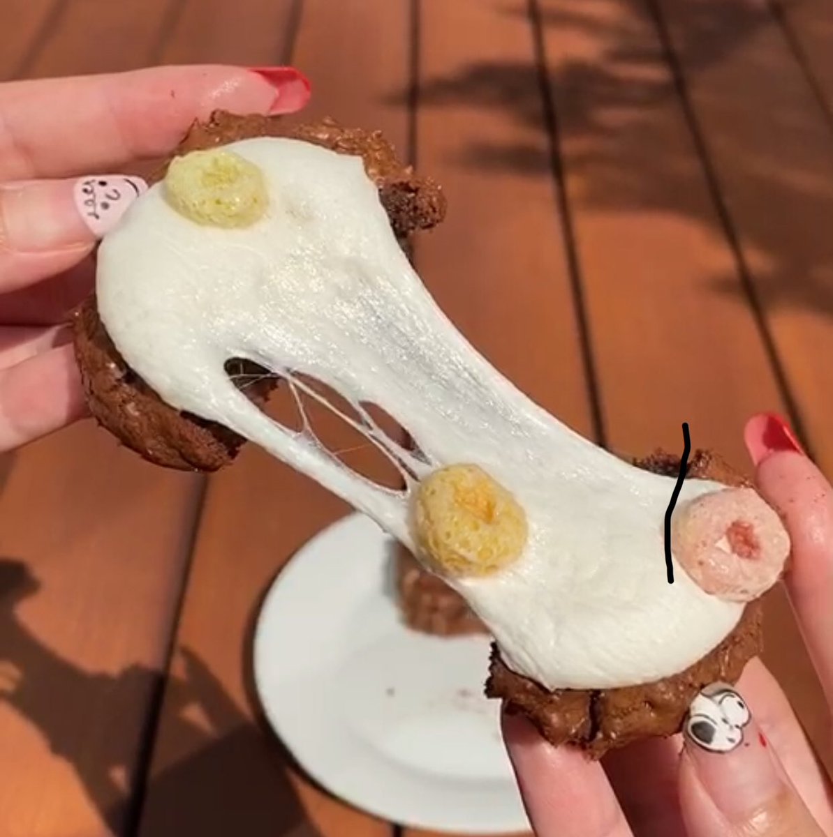 perthkrtys's tweet photo. ขอฝากร้านคุกกี้หน่อยค้าบบบ🥴 มีให้เลือกหลายแบบไม่ว่าจะเป็น soft cookie หรือ brownie cookie🍪✨ส่งทั่วประเทศเลยย ใครหาขนมอร่อยๆกินระหว่างกักตัวอยู่สั่งได้ในไอจี @/charlieandcookiefactory ได้เรยย💖 #อร่อยบอกต่อ #อยู่บ้านทําอะไรกิน #อร่อยไปเเดก @aroii @Kin24hrs https://t.co/LZCwyuZNRc