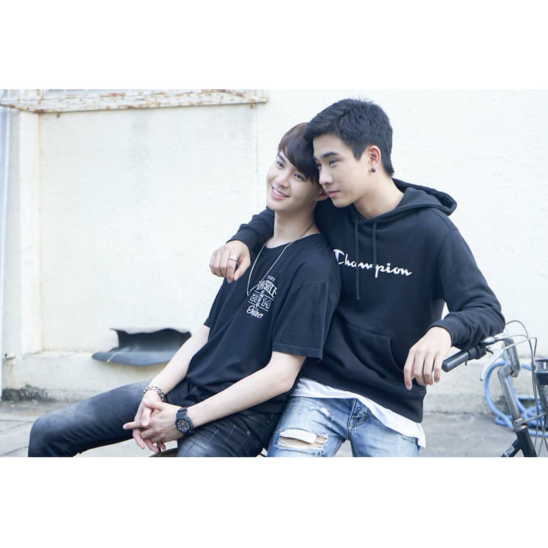 PerthSaintTrG's tweet photo. #ร้องไห้อุ๋งอิ๋งคิดถึงเทอหว่ะ
Hạnh phúc đơn giản chỉ thế thôi 🖤❤️ https://t.co/Z1mLgcEzmJ