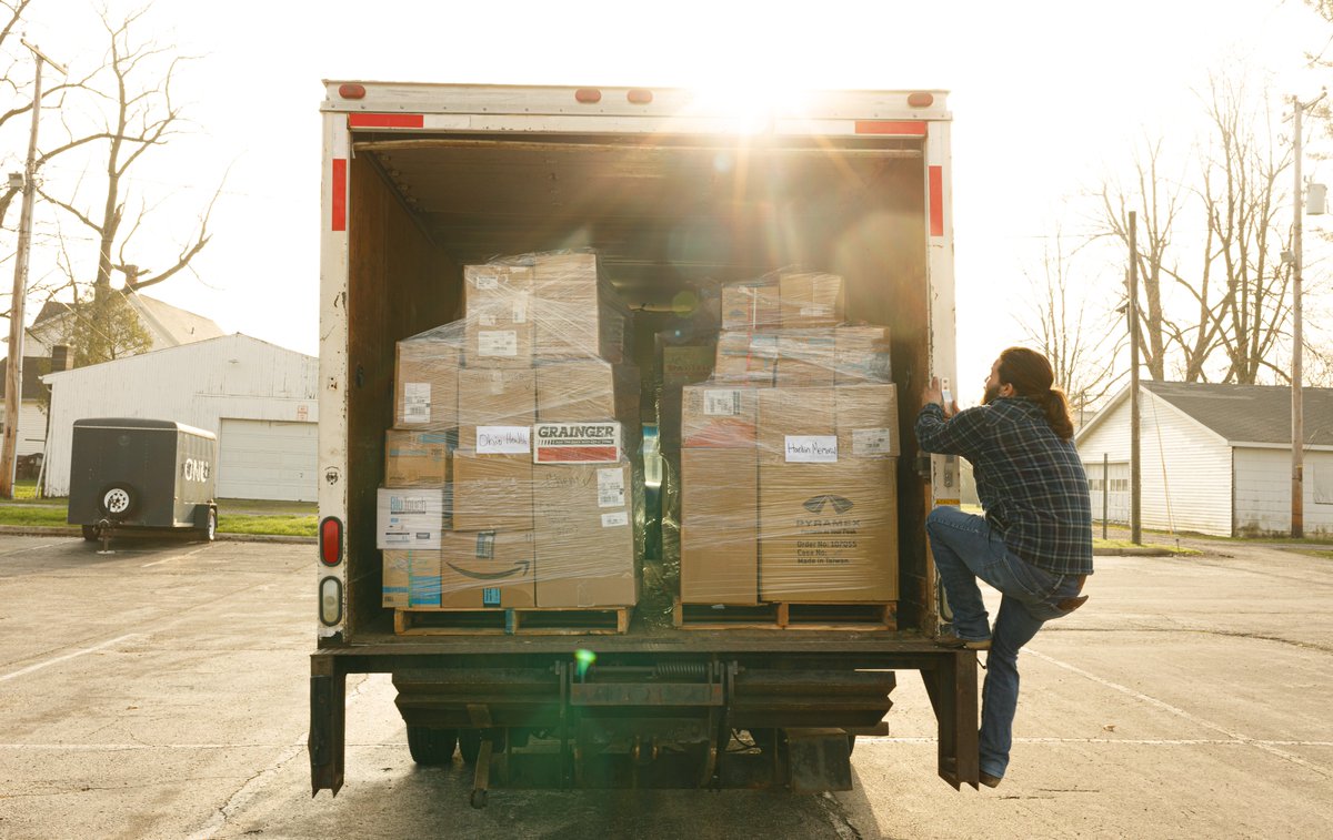 eTrevor's tweet photo. Cody Geiger, Ohio Northern University materials and housing clerk, closes the truck on donated materials. ONU is donating personal protective equipment to OhioHealth and Hardin Memorial Hospital in Kenton, Ohio to help medical professionals dealing with COVID-19. https://t.co/bpyhr24pCz