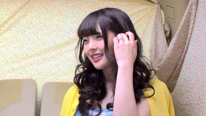 寝取られ動画 素人妻ナンパ大人の色気ムンムンなセレブ妻の熟れたカラダ、夫以外の男にカラダを許してしまい中出し！！ https://t.co/oyMgAsRAJA https://t.co/DMLq1a