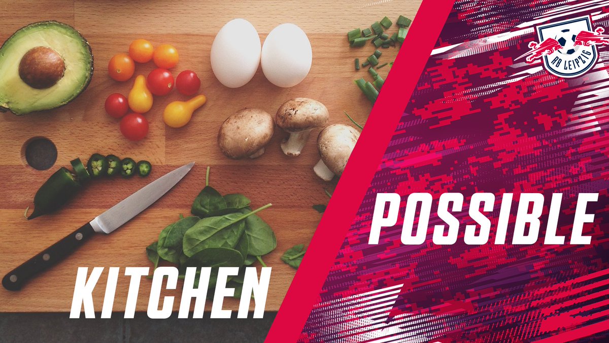 RBLeipzig's tweet photo. Noch keine Pläne für das Abendessen? 🙄
Team-Chefkoch 👨🍳 Philipp Fricke hätte da was für euch.
Folge 1⃣ unserer #KitchenPossible: Ansehen, mitmachen, genießen 👉 https://t.co/GCtxWNQb9A https://t.co/qK07vEcLSN
