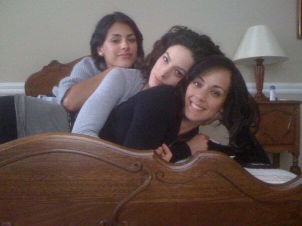 gadelagarza's tweet photo. Hace 10 años de Las Aparicio. 💜 https://t.co/NrUBAWUh2H