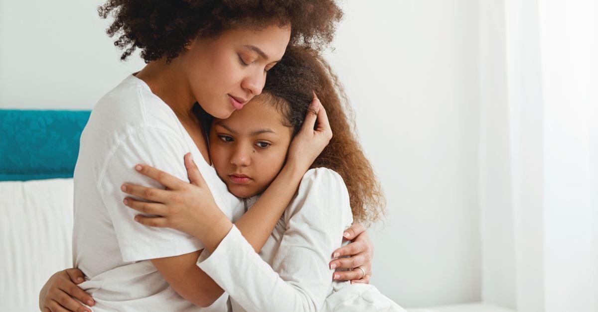 SLPS_INFO's tweet photo. It's time for a tip from our Student Support Services team! Is your child feeling anxious? In these stressful times, we all are to some degree, right? Check out these 13 powerful phrases that can help calm an anxious child: https://t.co/Zx8H6SeUQ1 #OurCityOurSchools https://t.co/2ecqDW2Won