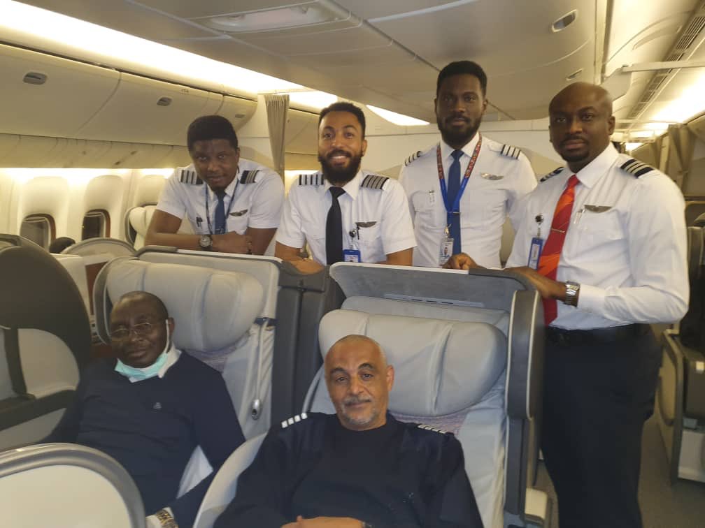 Say “Hello” to the six-man crew that flew for 14 hrs non-stop to Beijing. Our B777-200ER aircraft, which left for Beijing, China, yesterday, has landed at the Nnamdi Azikiwe International Airport, Abuja today at 16:25 with the second batch of FG's medical supplies to fight the -