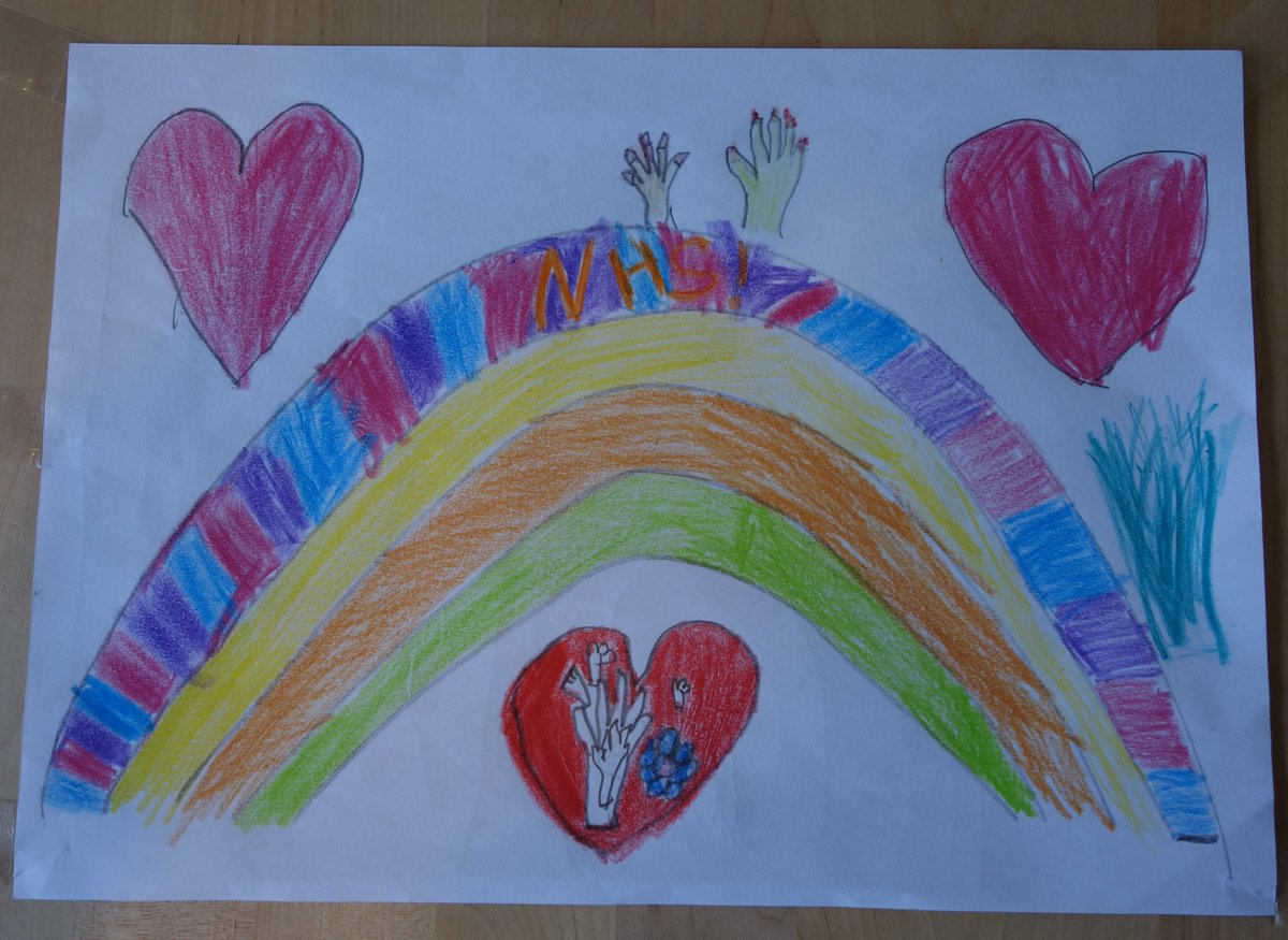 Stella made rainbows to support our NHS heroes.🌈❤️🌈❤️🌈❤️🌈❤️🌈❤️@MalvernValeOak🥰