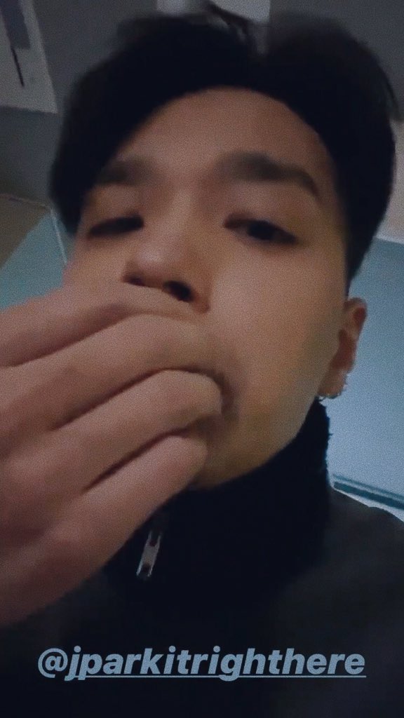 ahmmtwiam's tweet photo. อันนี้ไม่ไหวจิงง https://t.co/lQqfty8VSr