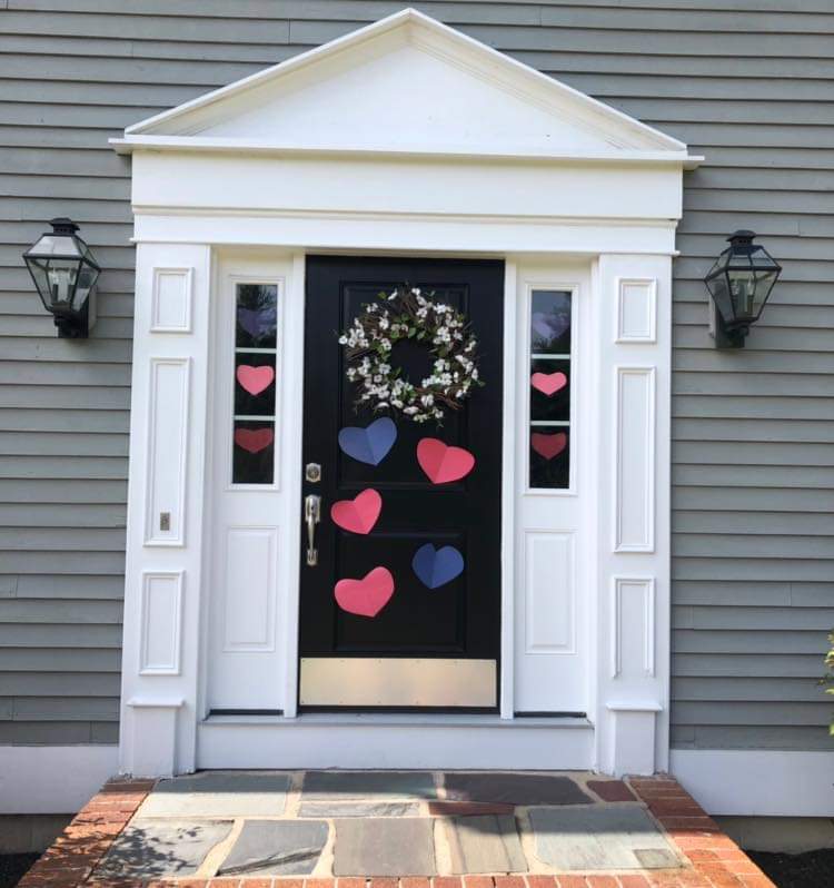 jcteachfirsties's tweet photo. Miss Tracey is sharing the love! #NPSSharestheLove
#LittleSchoolBigHeart https://t.co/suIqQGJpyn