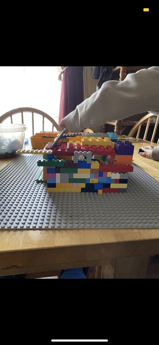 Dominique Peters tweet media