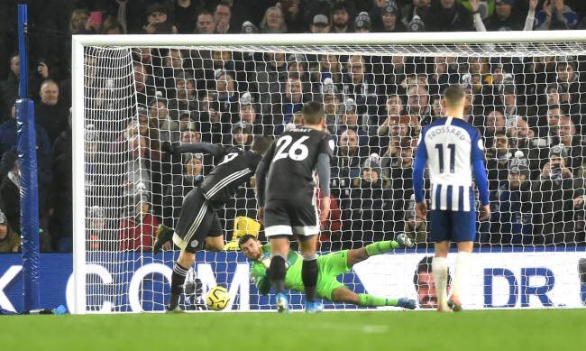 5. Penalty savingA non-essential, but desireable attribute for any GK is to be a good penalty keeper.Ryan saved 2/3 penalties faced in the PL in 17/18. Since then he’s conceded all 10 he’s faced, so he could improve in this area. ( @Transfermarkt)  #BHAFC