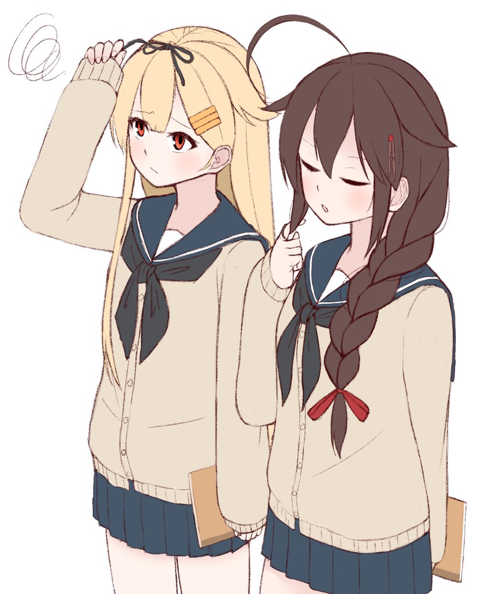 時雨(艦これ) ,時雨改二 ,夕立(艦これ) ,夕立改二 「夕立「なんか変っぽい…」
時雨「いつもと変わらないよ。」なJKゆうしぐrkgk 」|ていえむ＠skeb募集中のイラスト