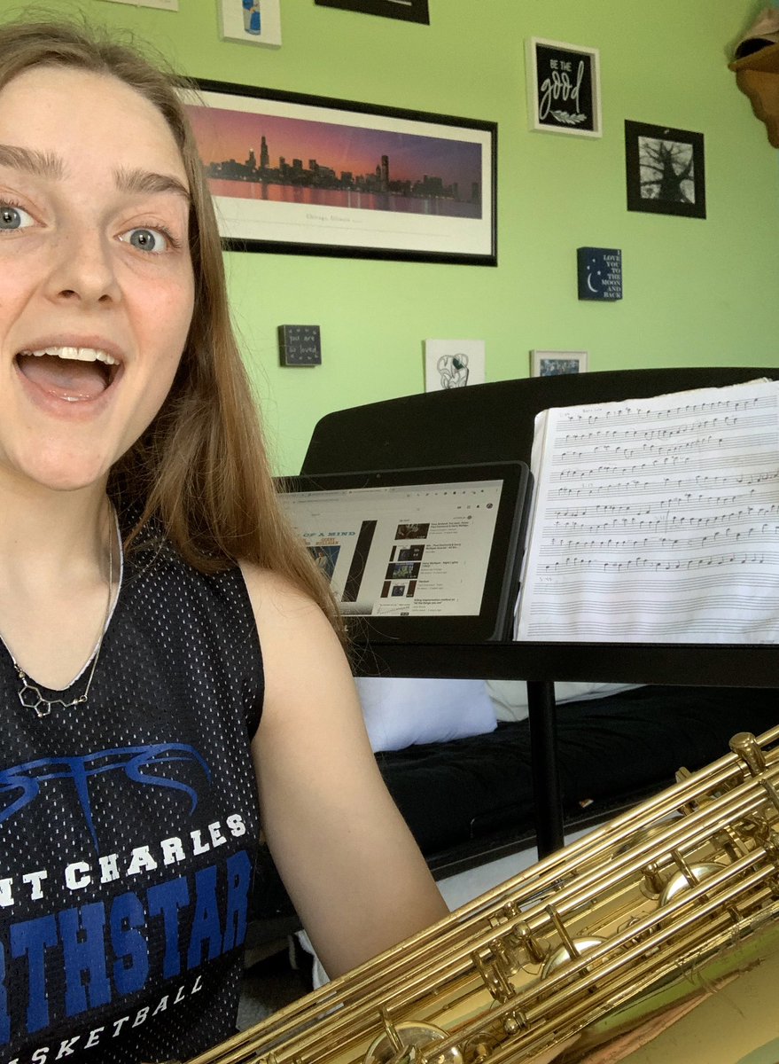 KyleeBacker's tweet image. today I supported SCN sports while working on some Jazz Transcribing!!! 🏀🎷@SCNStuCo #scnspirit