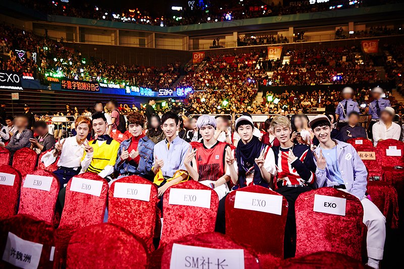 4ปีแล้วคิดถึงเสมอยังจำความรู้สึกตอนนั้นได้ดีเลย จักรวาลที่กว้างใหญ่นี้เติบโตไปด้วยกันนะ
#4YearswithNCTU