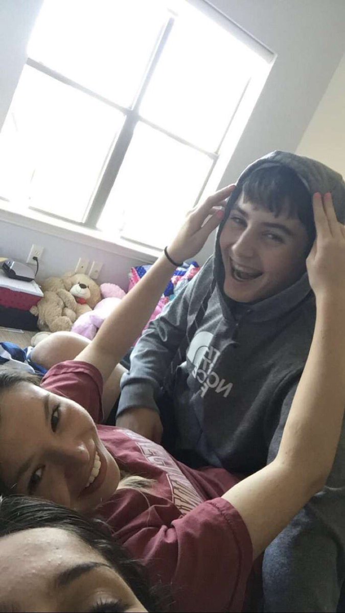 Samc1014's tweet photo. My boy dale turned 18 today! Love you like a brother kid. I’m happy we got close over the years. Gonna miss you next year man. Can’t wait to come visit you and the boys down at OU! The big 1 8 it’s time to go to the sino baby!!!! Let’s go dale live it up! @jacksonmarek10 https://t.co/NM7qOwYr7E