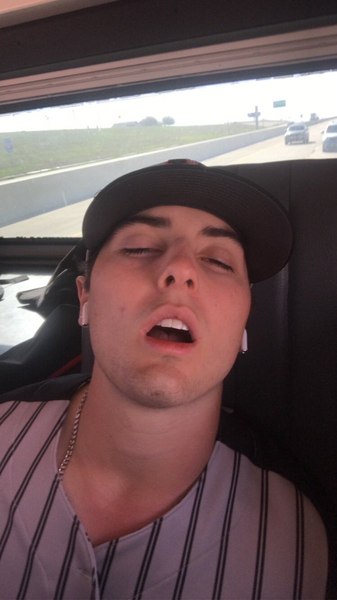 Samc1014's tweet photo. My boy dale turned 18 today! Love you like a brother kid. I’m happy we got close over the years. Gonna miss you next year man. Can’t wait to come visit you and the boys down at OU! The big 1 8 it’s time to go to the sino baby!!!! Let’s go dale live it up! @jacksonmarek10 https://t.co/NM7qOwYr7E