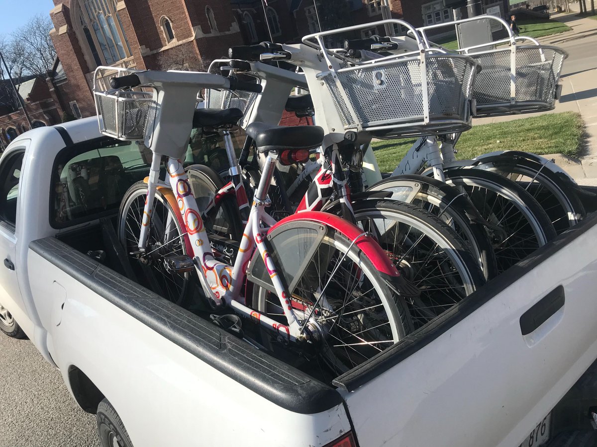 HeartlandBcycle's tweet photo. 🎨 Art Bike Alert 🚲 The art bikes created by teens in @joslynartmuseum's Kent Bellows Mentoring Program are officially out in the system!  If you take a ride on an art bike, remember to snap a pic &amp; tag us in the post along with the hashtag #heartlandartbikes https://t.co/95EaZ4mted