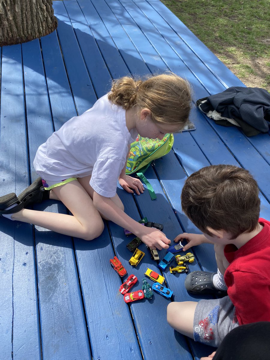 abberzmcgee's tweet photo. Movers are here today so doing a little outside “math” with cars 😷😂#wcsflight @WCS4K @alisoncable @MsCteach2nd https://t.co/UGoOZR8Hvz