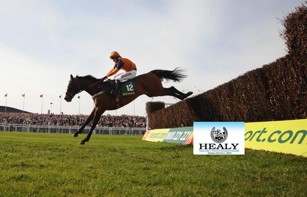 patcashhealy's tweet photo. #FromTheArchives 10 years ago today 2010
@AintreeRaces 
"Chaninbar" &amp; @SquinlanSean won for trainer Martin Harris.
(c)https://t.co/voWGTccgic https://t.co/ZdP1a09FPr