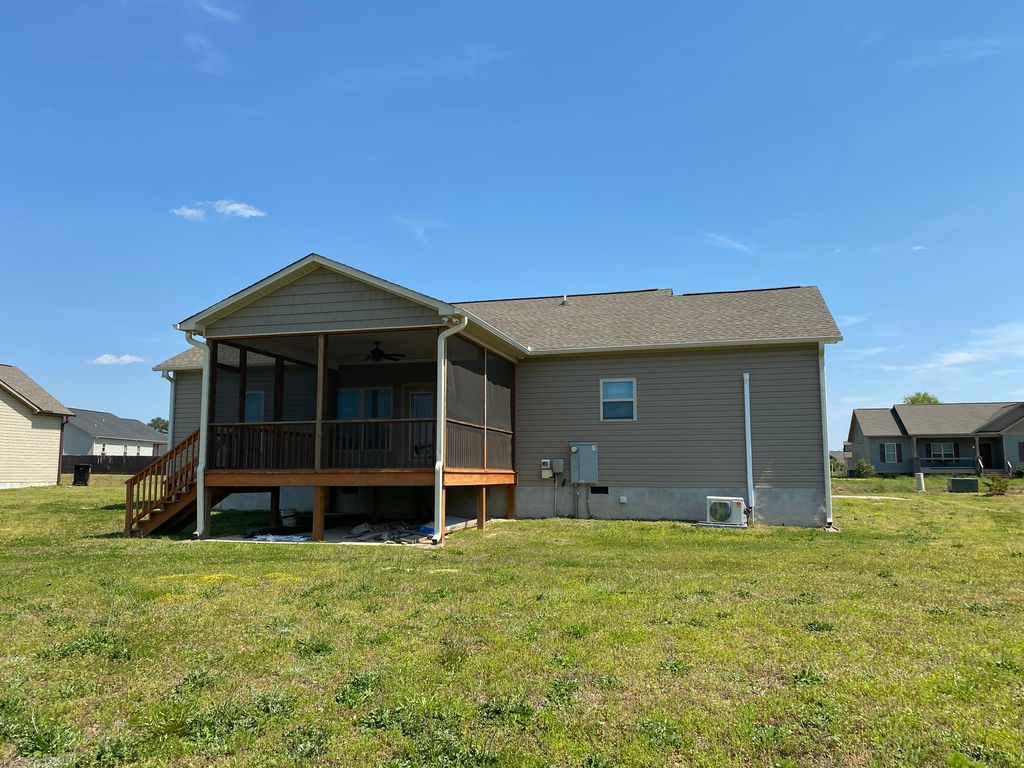 🌟 COMING SOON 🌟 146 Cider Court, Benson NC. Here's a little sneak peek. 910-814-1012 #annmiltonrealty #pricedright #comingsoon #comingsoonhomes #newlisting #wednesdaywow #sneakpeek #benson #johnstoncounty #johnstoncountyrealtor #buyingandselling #lovewhereyoulive