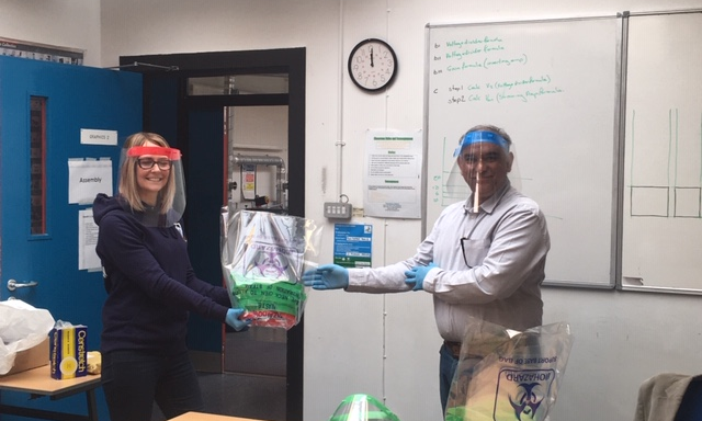 Evening_Tele's tweet photo. Hundreds of protective masks made for NHS staff at Angus secondary schools https://t.co/r7nibImmqu https://t.co/Q2BhEuR46S