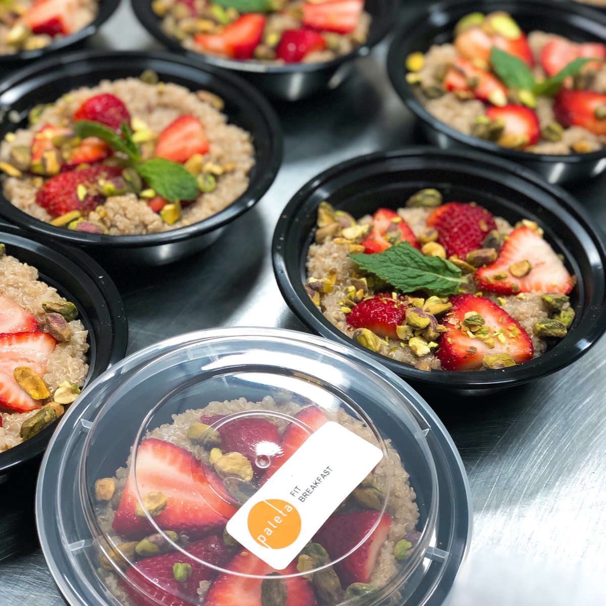 Has all the extra time spent at home inspired you to try new things? Consider adding one of our programs to the list ✔️ We offer a variety of dishes to support your health goals and satisfy your cravings. 

Order today to start eating with us this weekend: paleta.com/eat.php