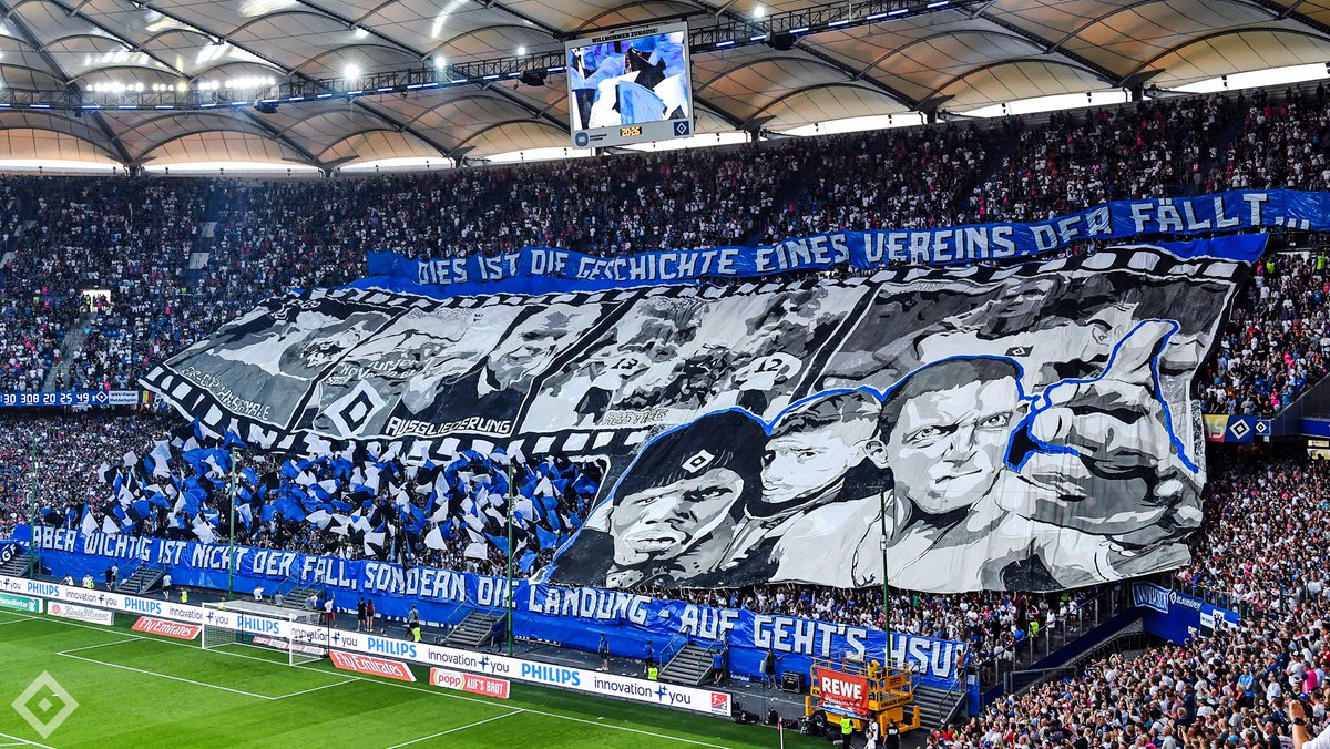 HSV English on Twitter: "The tifo duel has moved into the quarter-final  stage, with these two facing off today: HSV - Werder Bremen, 20th Dec 2009  (10 years Nordtribüne, 10 years Chosen