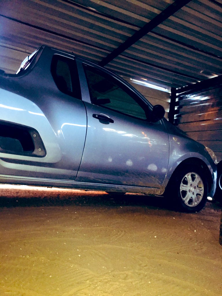 deepcut_Nelly's tweet photo. Bae is Miles away, Could Beg thee Rightful owner, behave well to get hold of ..βem keys π₯Ίπ€¦π½ββοΈππ
#Missdriving noo π https://t.co/Sy1bdHqGVg