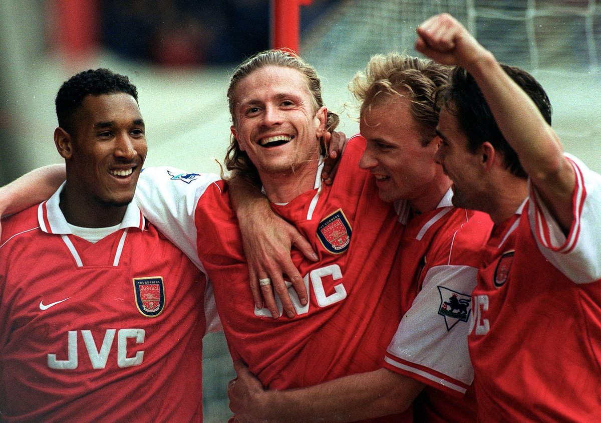 Made the decision to write a blog over the weekend but even in isolation, writing seems to have become a massive chore for me, lately.So instead of using words, I thought I’d let the pictures do the talking.iconic football shirts     • A THREAD •